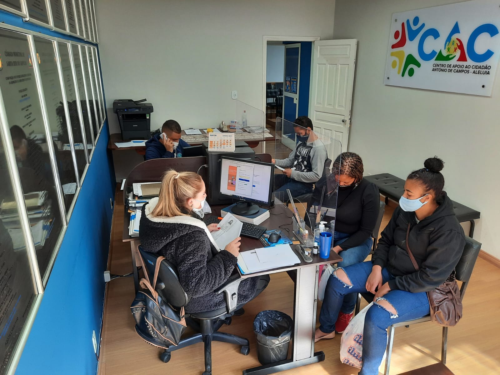 CAC da Câmara completa um mês com sucesso e diversos serviços prestados