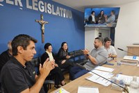 Câmara cria selo para empresas e homenageia Adir Canestraro