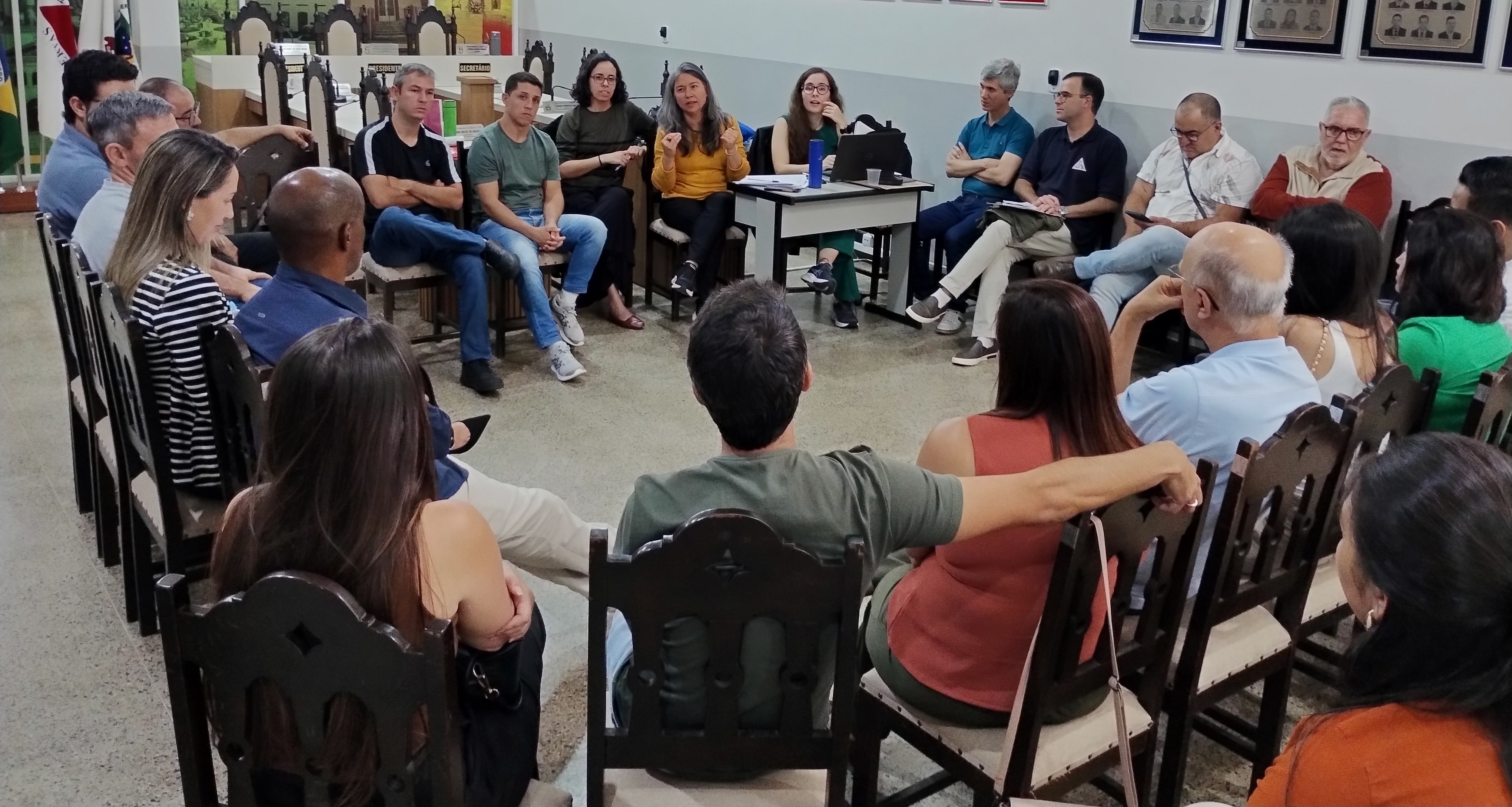 Câmara participa de encontro regional sobre Parlamento Jovem