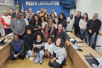 Legislativo derruba 4 vetos e confirma sistema de igualdade racial