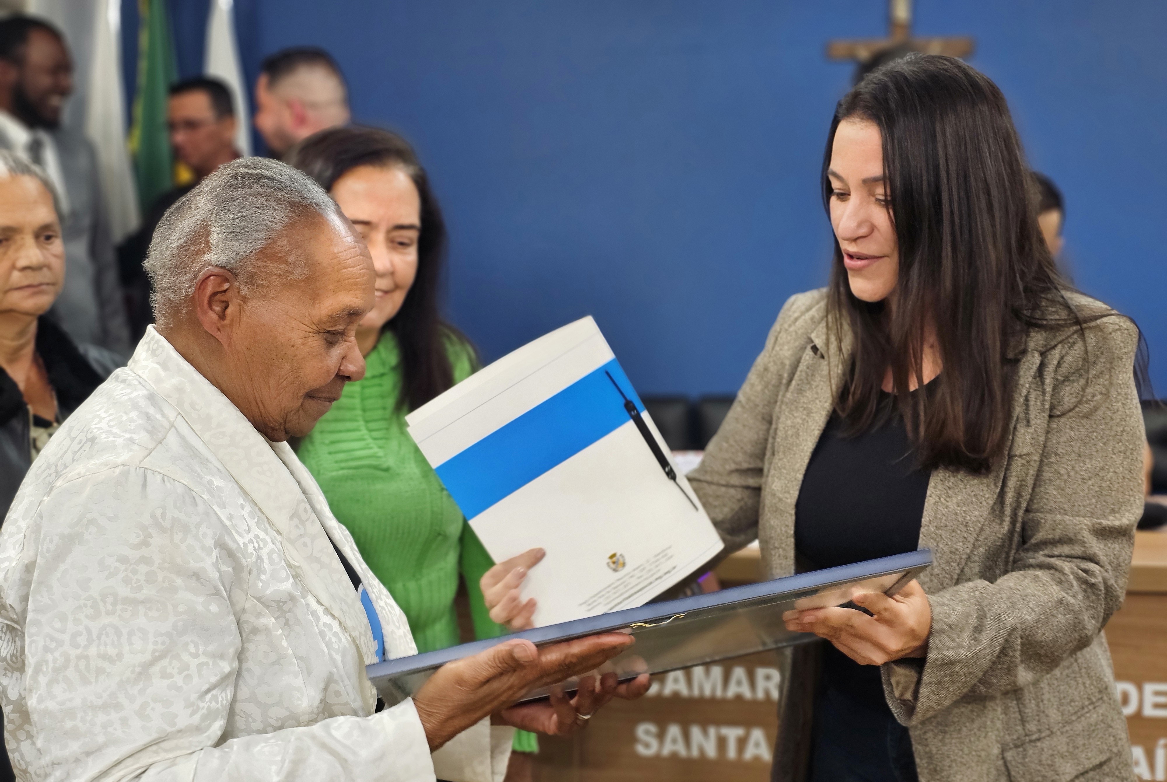 Missionária se despede de Santa Rita em reunião da Câmara