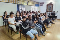 Palestra sobre direito à inclusão abre Parlamento Jovem 2026